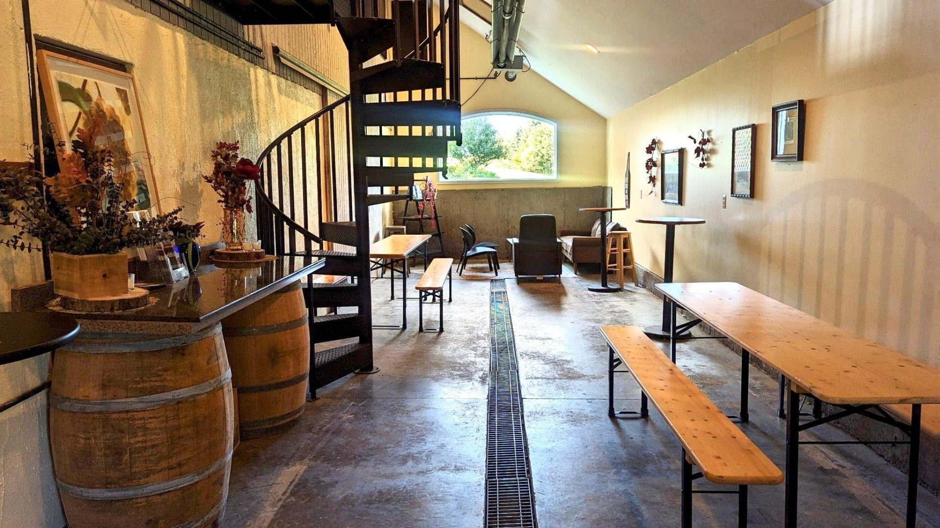 Whitecliff-Vineyards