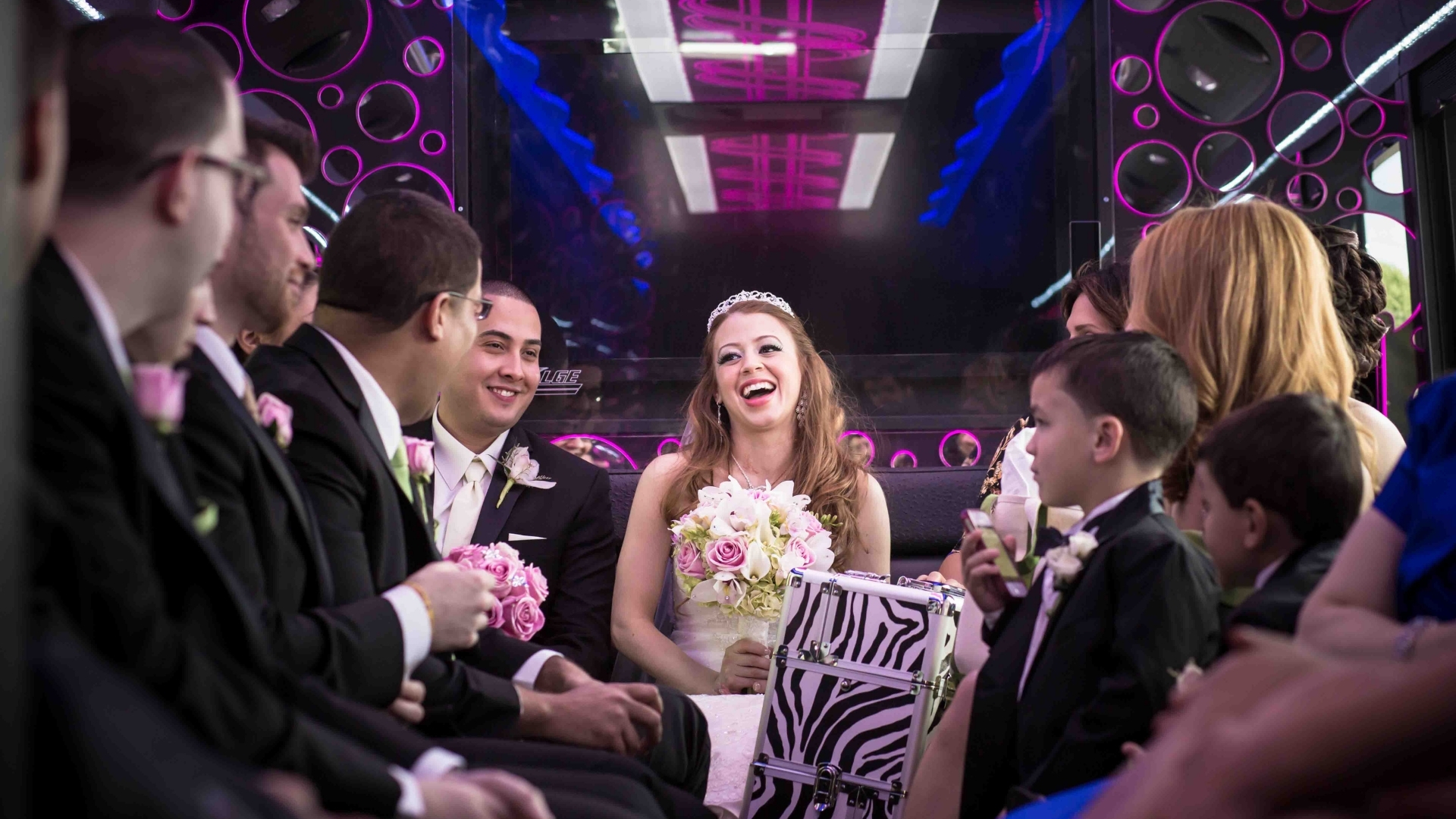 NYC-Wedding-Party-Bus